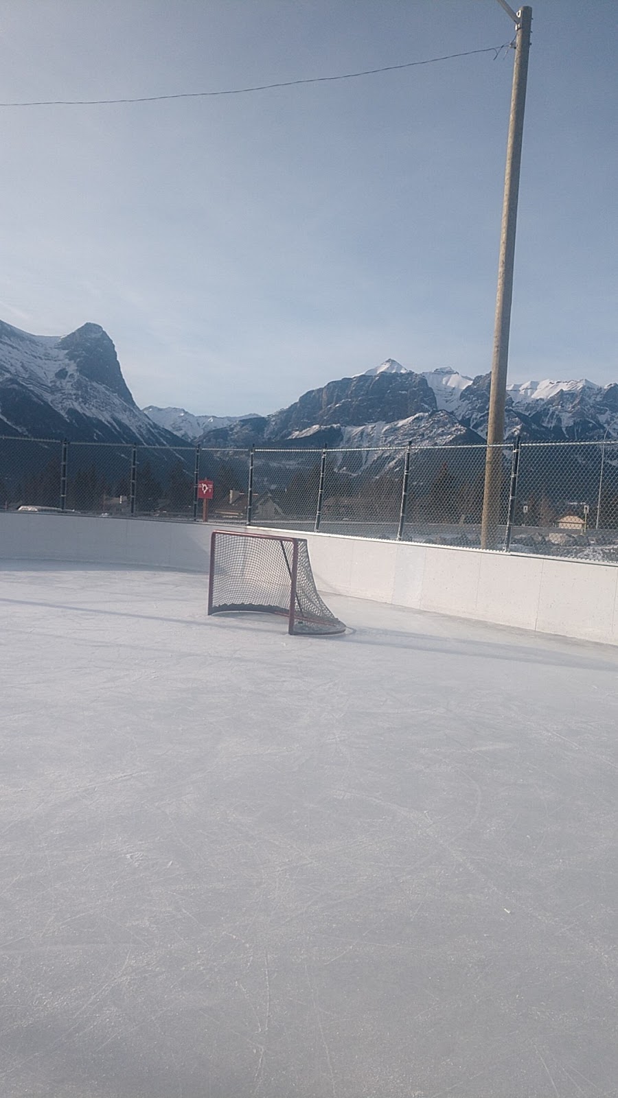 Cougar Creek Skating Rink | Elk Run Blvd, Canmore, AB T1W 1G3, Canada | Phone: (403) 678-1580