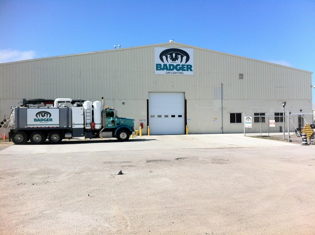 Badger Daylighting | 1500 Airport Rd, Sarnia, ON N7W 1B6, Canada | Phone: (519) 332-7011