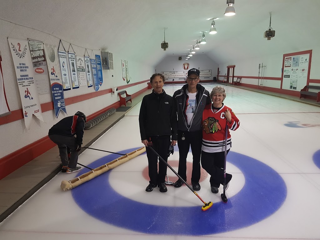 Club De Curling De Lacolle | 7 Rue du Curling, Lacolle, QC J0J 1J0, Canada | Phone: (450) 246-2665