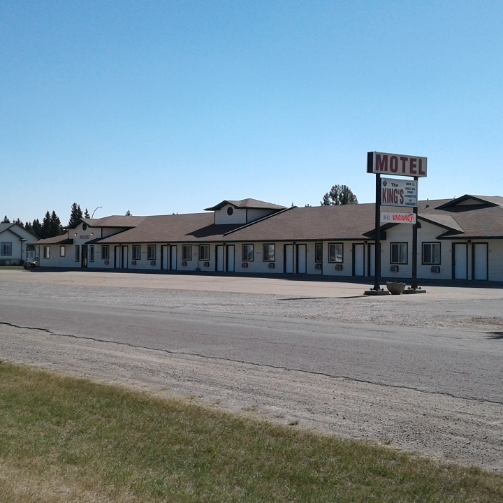 The Kings Motel | 701 Main Ave W, Sundre, AB T0M, Canada | Phone: (403) 638-2750