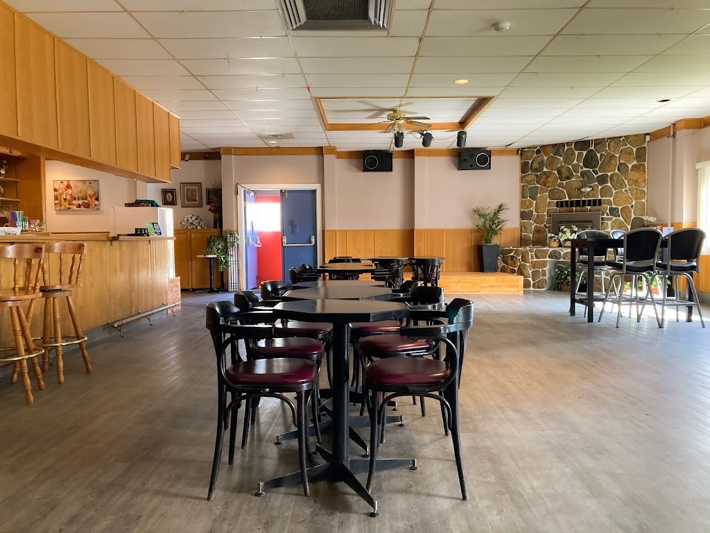 The Aberdeen Inn Pub | 2319 Aberdeen Rd, Lower Nicola, BC V0K 1Y0, Canada | Phone: (250) 378-2868