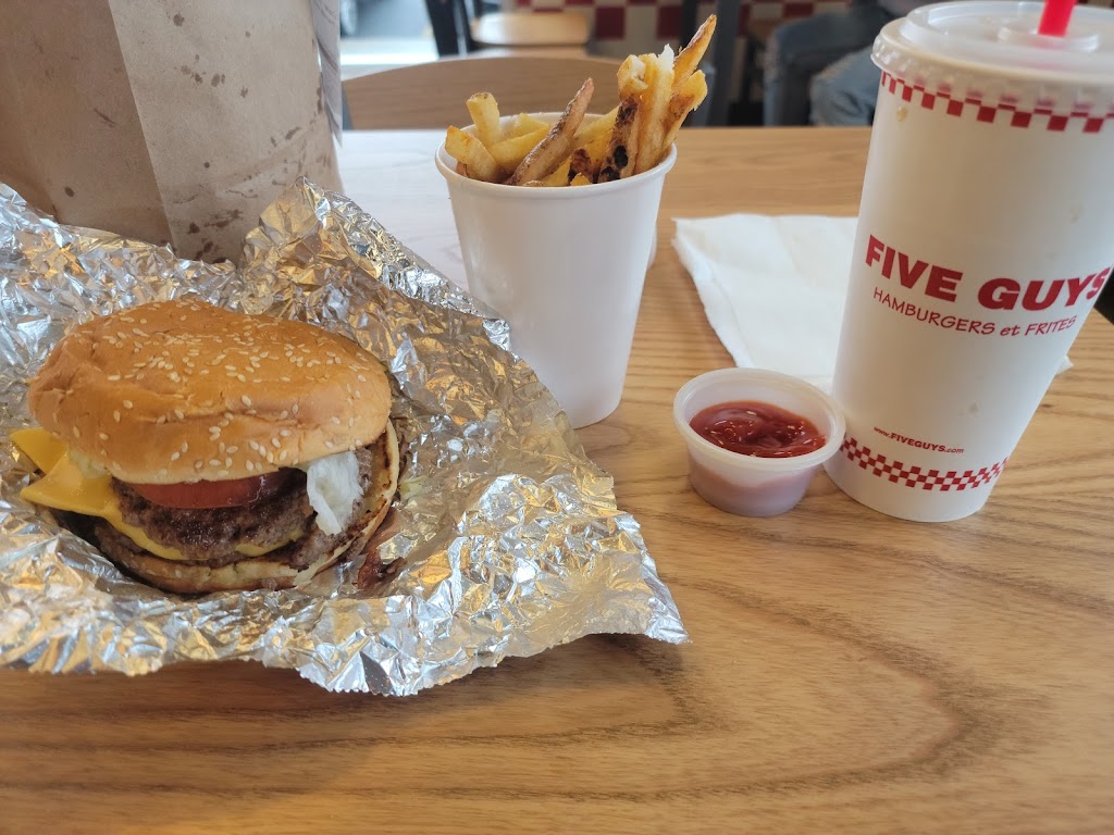 Five Guys | 8840 Boulevard Leduc Suite 50, Brossard, QC J4Y 0G4, Canada | Phone: (450) 462-2333