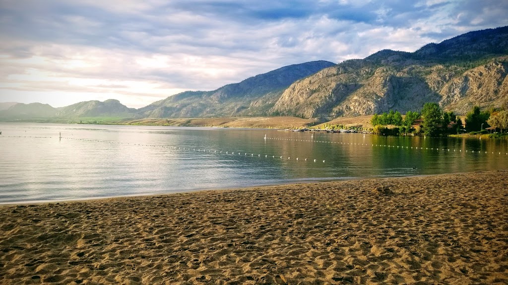 Poplars Motel | 6404 Cottonwood Dr, Osoyoos, BC V0H 1V3, Canada | Phone: (250) 495-6035