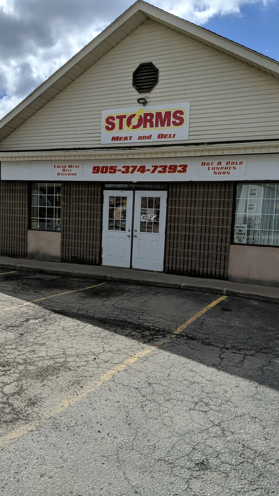 Storms Fresh Meat & Deli | 6144 McLeod Rd, Niagara Falls, ON L2G 7P5, Canada | Phone: (905) 374-7393