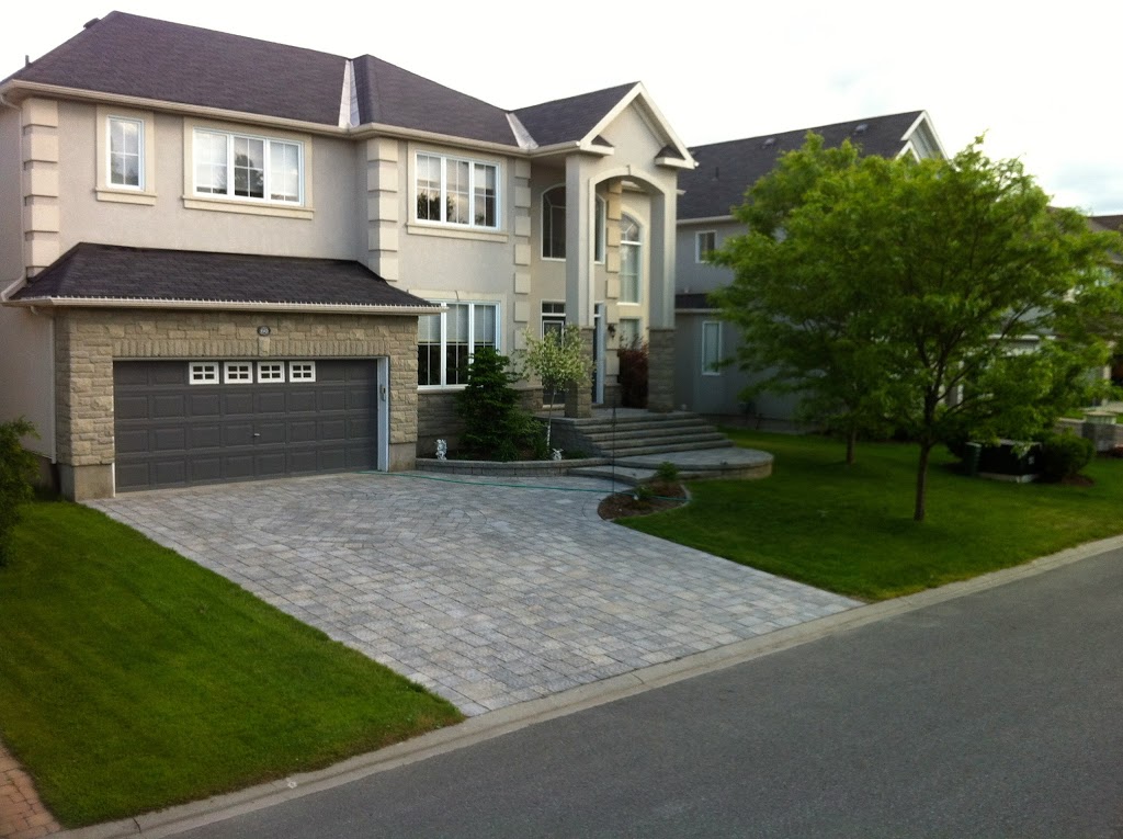 Custom Interlocking | 4083 Prince of Wales Dr, Ottawa, ON K2C 3H2, Canada | Phone: (613) 620-2477