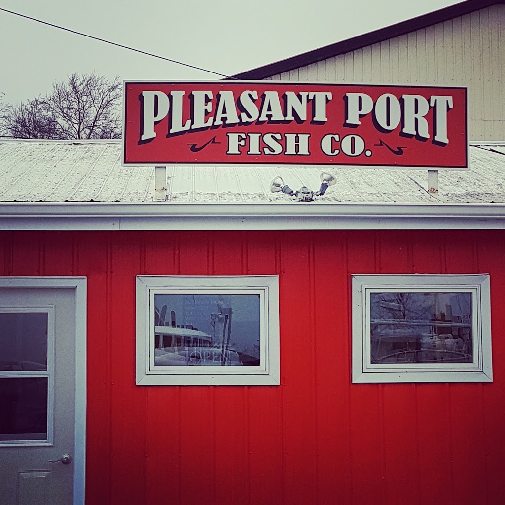 Pleasant Port Fish Co. | Passmore Ave, Port Dover, ON N0A 1N7, Canada | Phone: (519) 583-9481