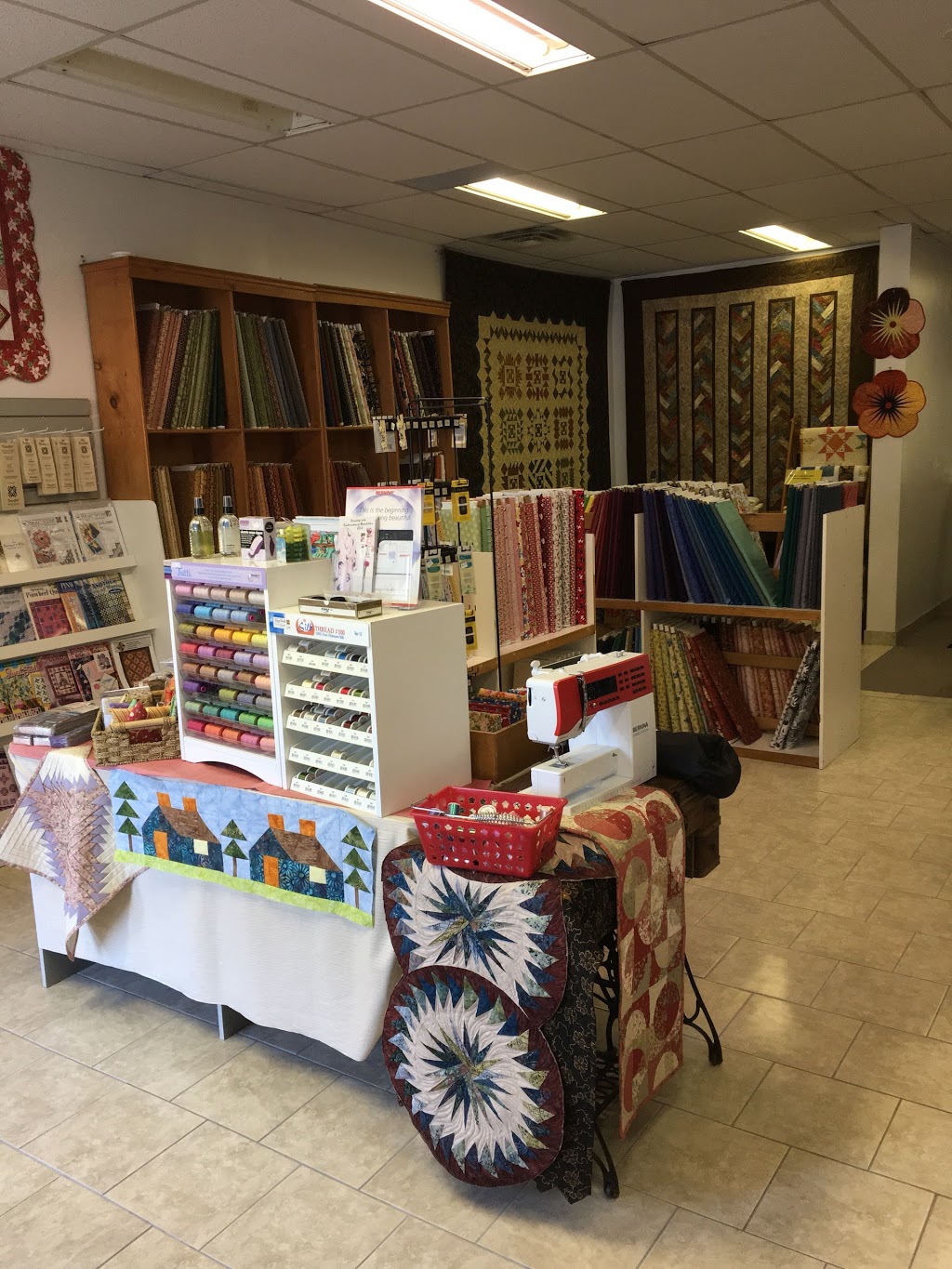 Cozy Quilts | 121 Toronto Rd D, Port Hope, ON L1A 3S5, Canada | Phone: (905) 885-5777