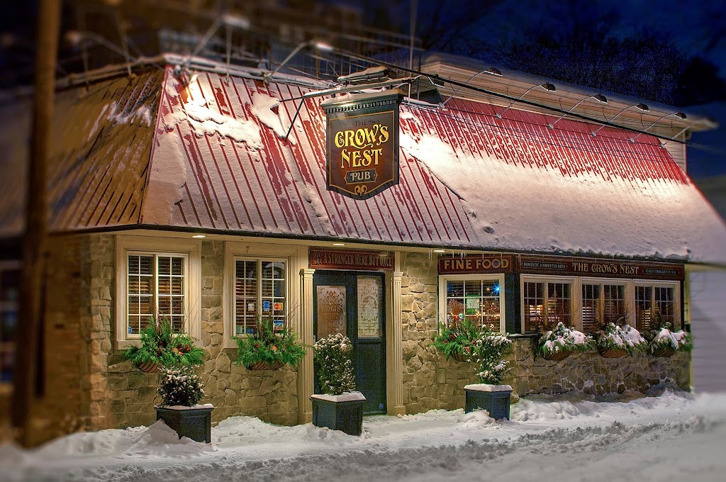 Crows Nest | 115 Prospect St, Newmarket, ON L3Y 3T3, Canada | Phone: (905) 953-8776