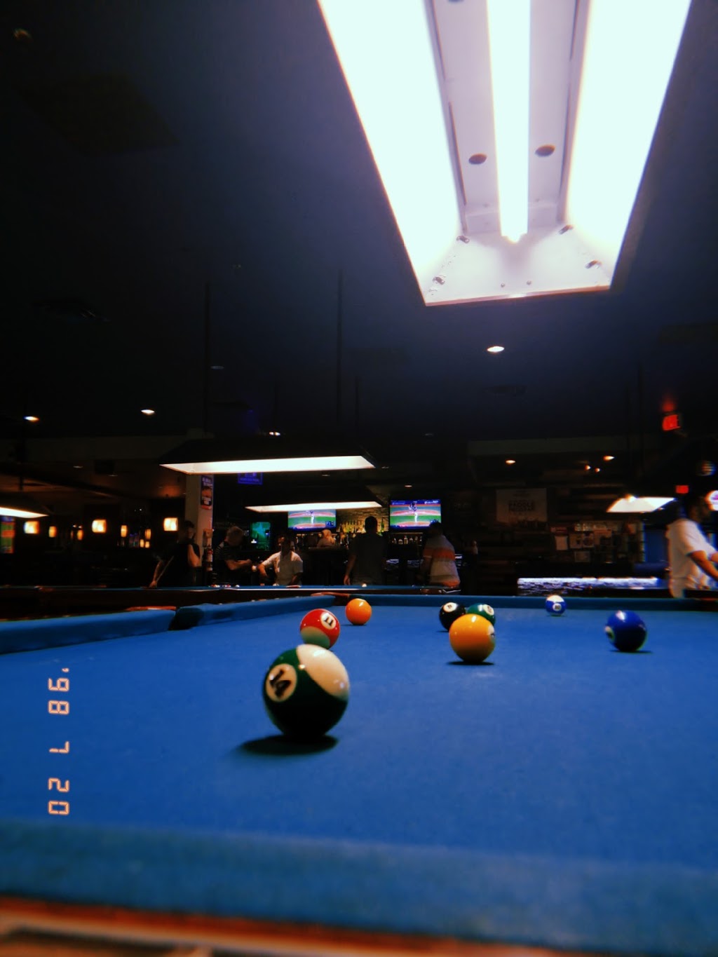 JJQ’s Pool Hall | 3055 Dundas St W, Mississauga, ON L5L 3R8, Canada | Phone: (905) 607-2582