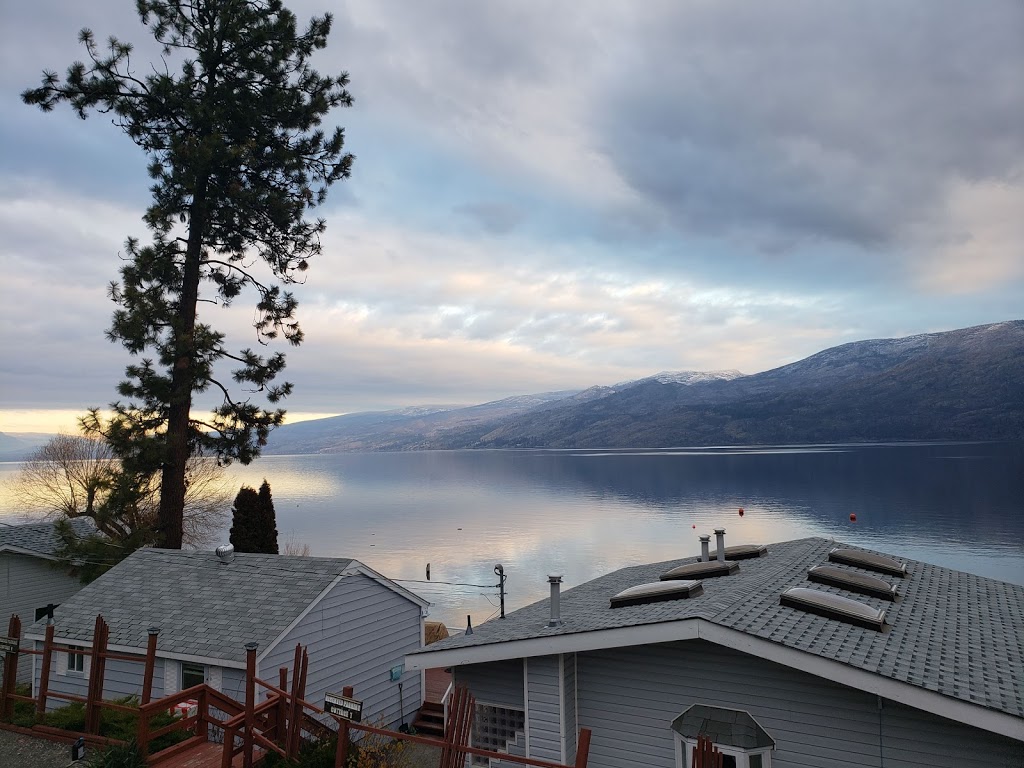 Davis Cove Resort | 3701 Beach Ave, Peachland, BC V0H 1X1, Canada | Phone: (250) 767-2355