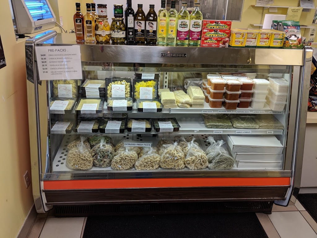 Queens Pasta | 66 Newcastle St, Etobicoke, ON M8Y 1A4, Canada | Phone: (416) 259-2902