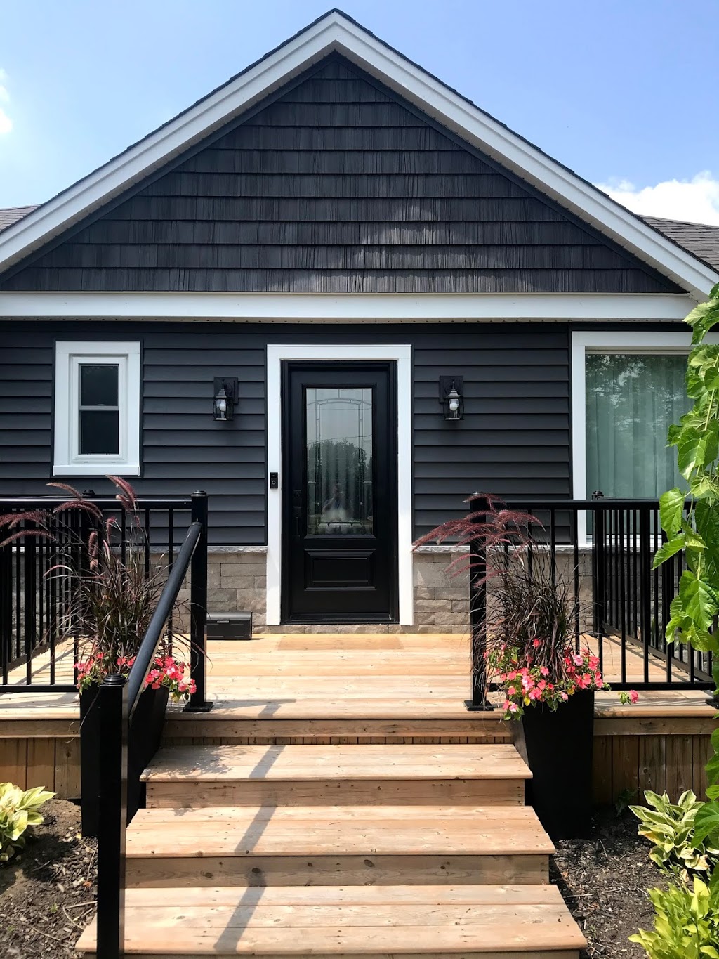 Allumination Siding & Windows | 101 Catharine Ave, Brantford, ON N3T 1X8, Canada | Phone: (519) 753-4084