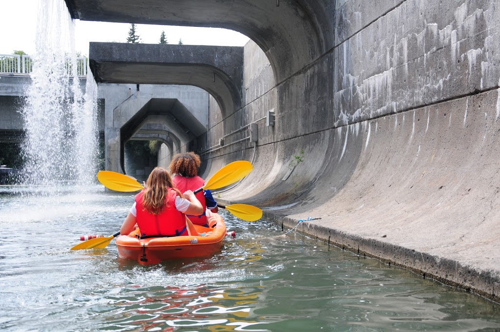 Éco Tours Montréal (Plage Parc Jean-Drapeau) | Pavillon des activités nautiques Parc Jean-Drapeau, Montreal, QC H3C 4W7, Canada | Phone: (514) 465-0594