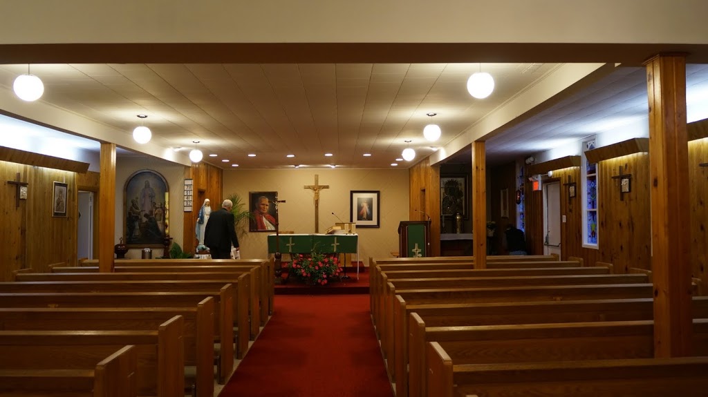 Holy Cross Catholic Church | 169 Ingersoll Rd, Woodstock, ON N4S 7V6, Canada | Phone: (519) 539-3475