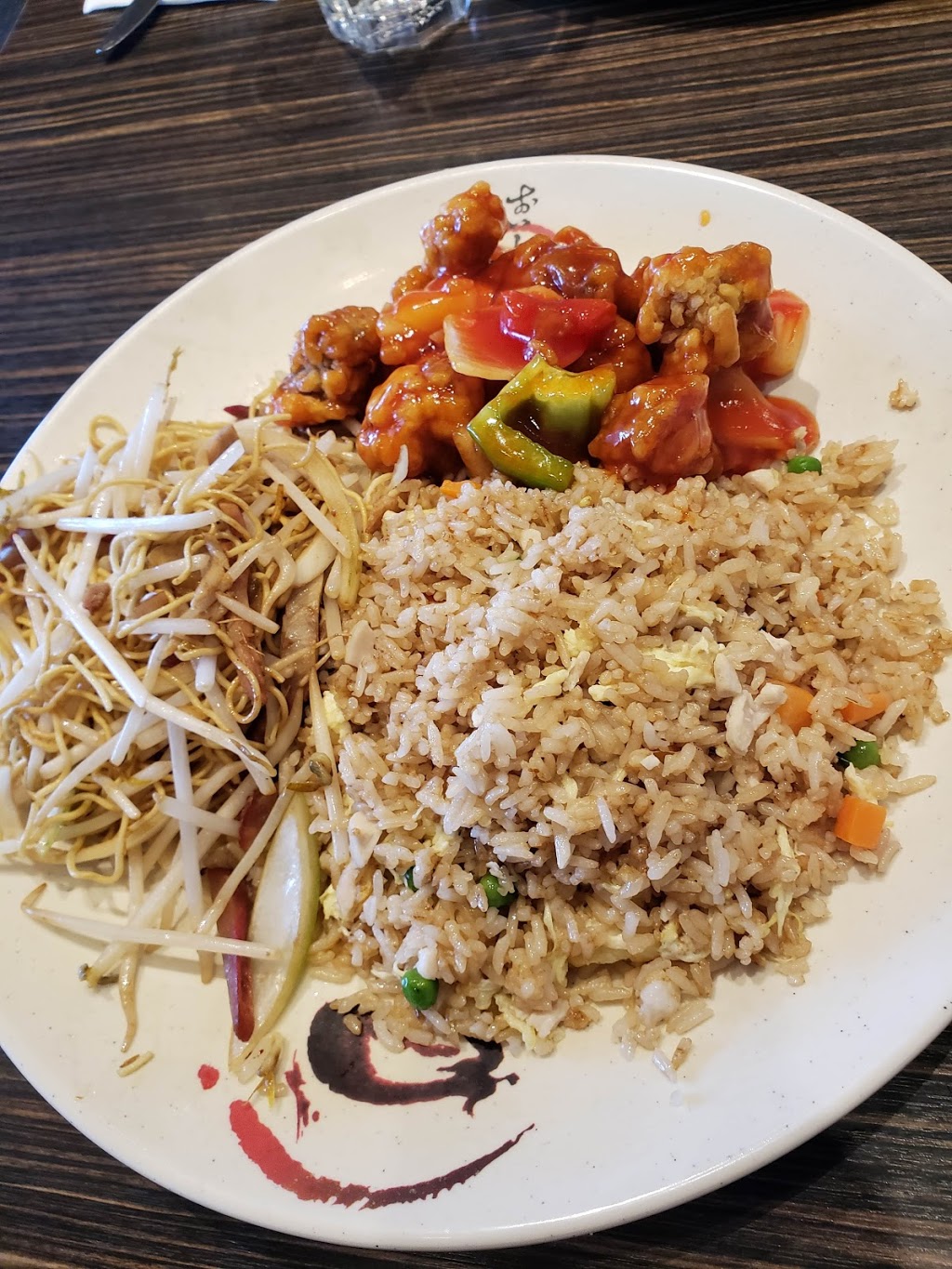 Chan Can Wok | 11150 Ellerslie Rd SW, Edmonton, AB T6W 1A2, Canada | Phone: (780) 969-9997