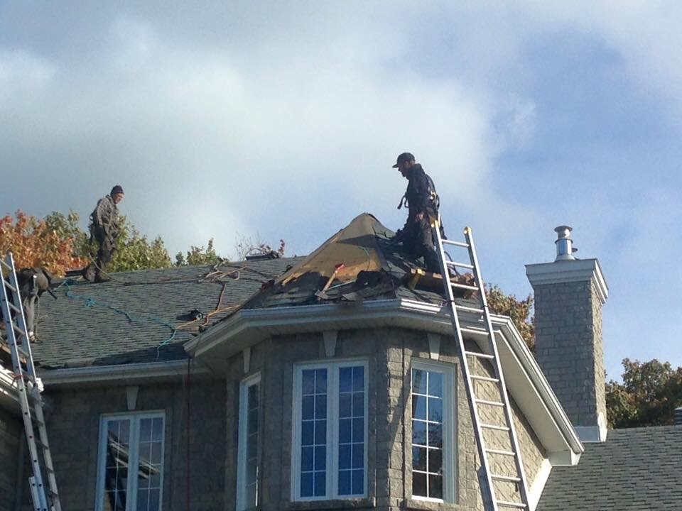 Premier Roofing | 76 Avenue Bayview, Pointe-Claire, QC H9S 5C3, Canada | Phone: (514) 695-2009