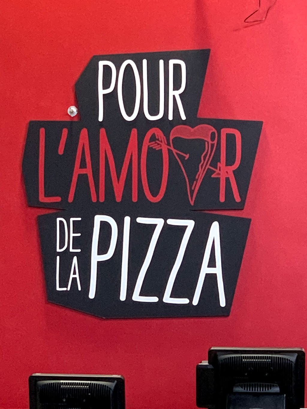 Pizza Hut | 3276 Rue Jean-Yves, Kirkland, QC H9J 2R6, Canada | Phone: (514) 630-9091