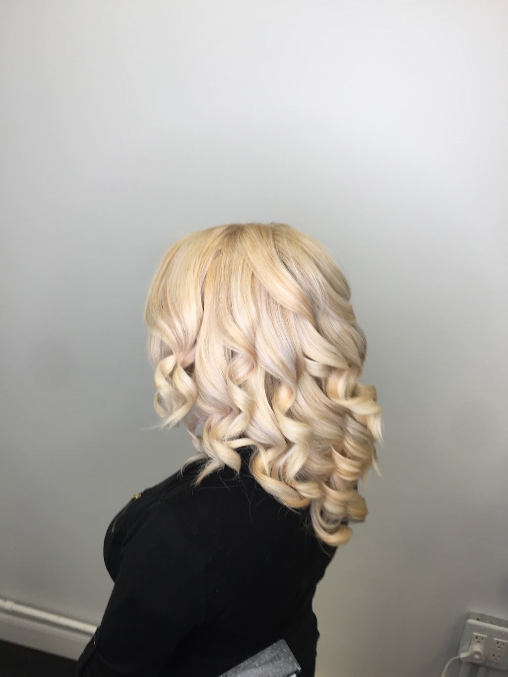 Eh Voilà Salon & Spa | 9350 Yonge St, Richmond Hill, ON L4C 5G2, Canada | Phone: (905) 884-8900