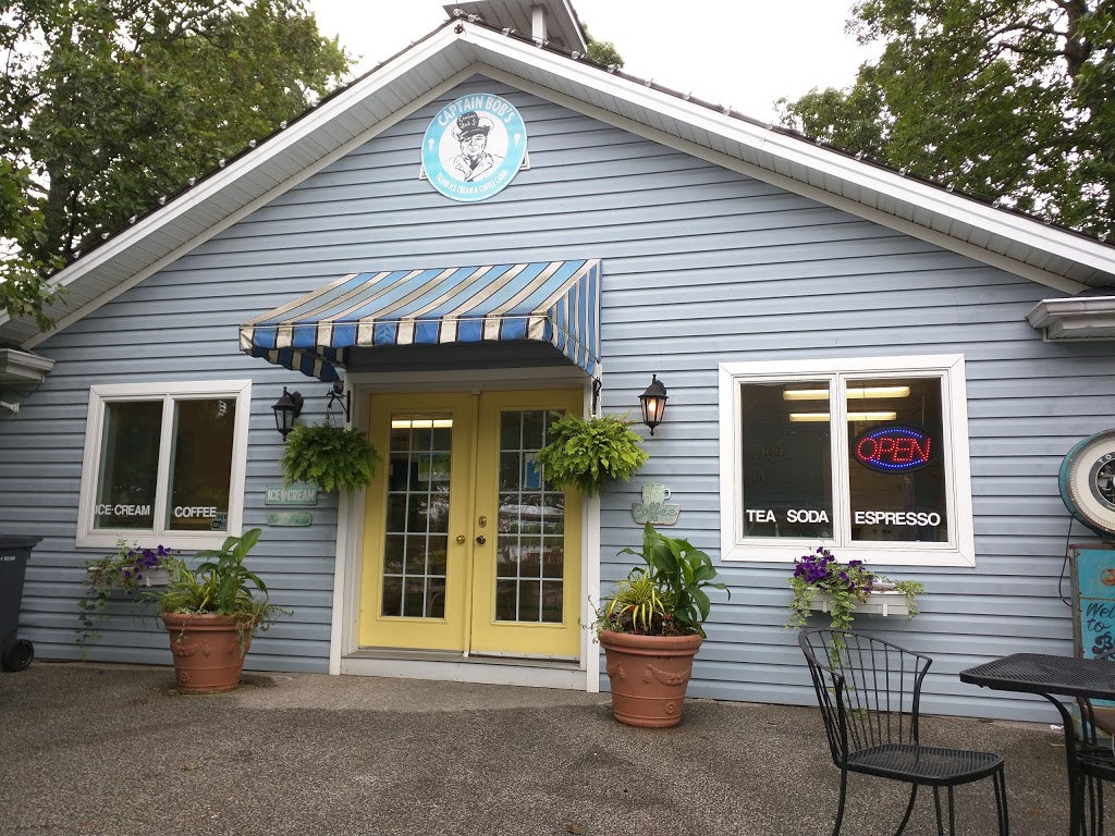 Boblo Island Beach House Restaurant | Amherstburg, ON N9V 4B2, Canada | Phone: (519) 997-3099