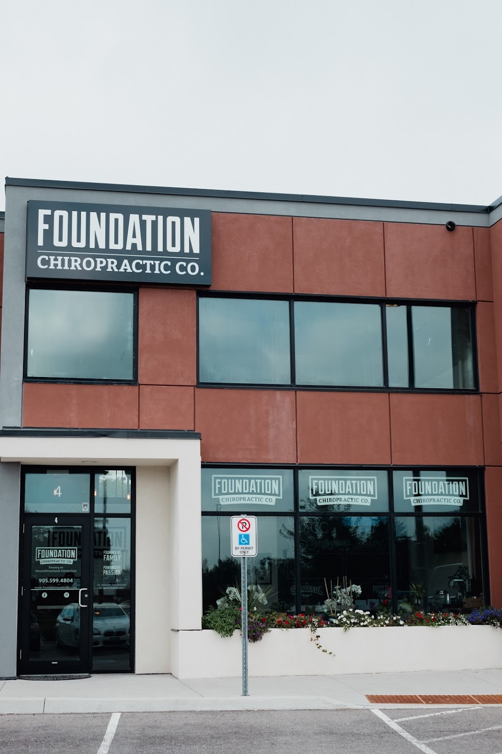 Foundation Chiropractic Co. | 584 Ford Dr #4, Oakville, ON L6J 0A4, Canada | Phone: (905) 599-4804