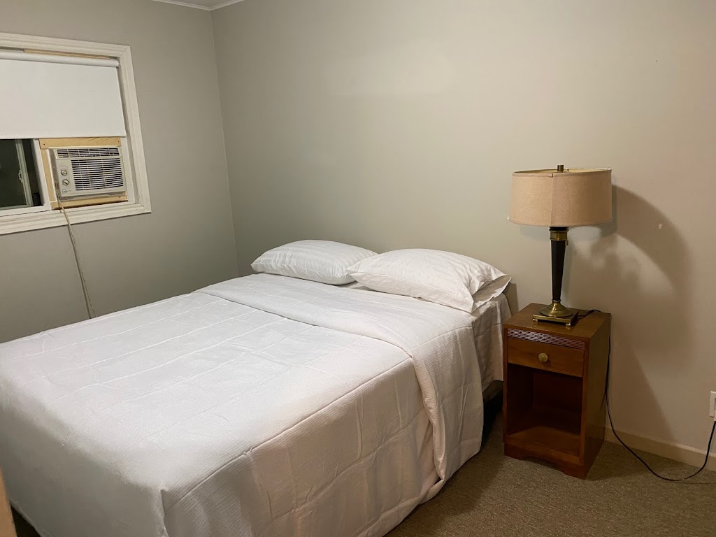 Lakeview Motel | 378 Queen St, Kincardine, ON N2Z 2R2, Canada | Phone: (519) 396-3301