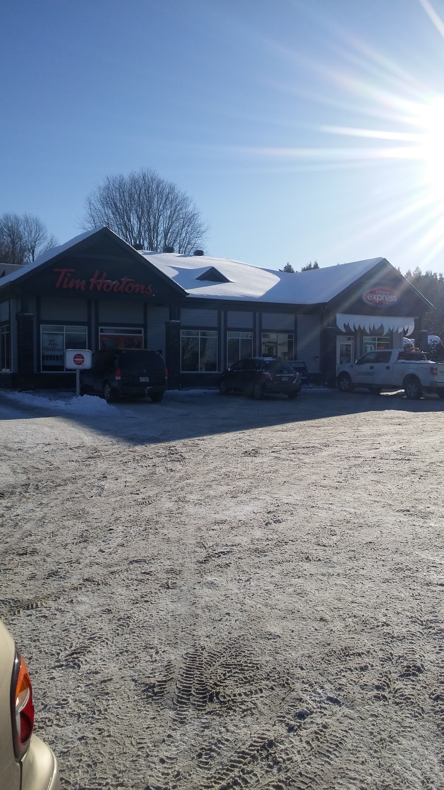 Tim Hortons | 674 Rue Principale, Roxton Pond, QC J0E 1Z0, Canada | Phone: (450) 956-3232