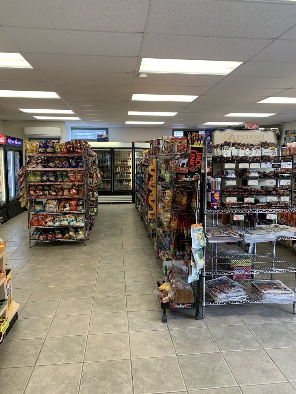 Hillcrest Grocery | 108 William St, Parry Sound, ON P2A 1V7, Canada | Phone: (705) 746-2211