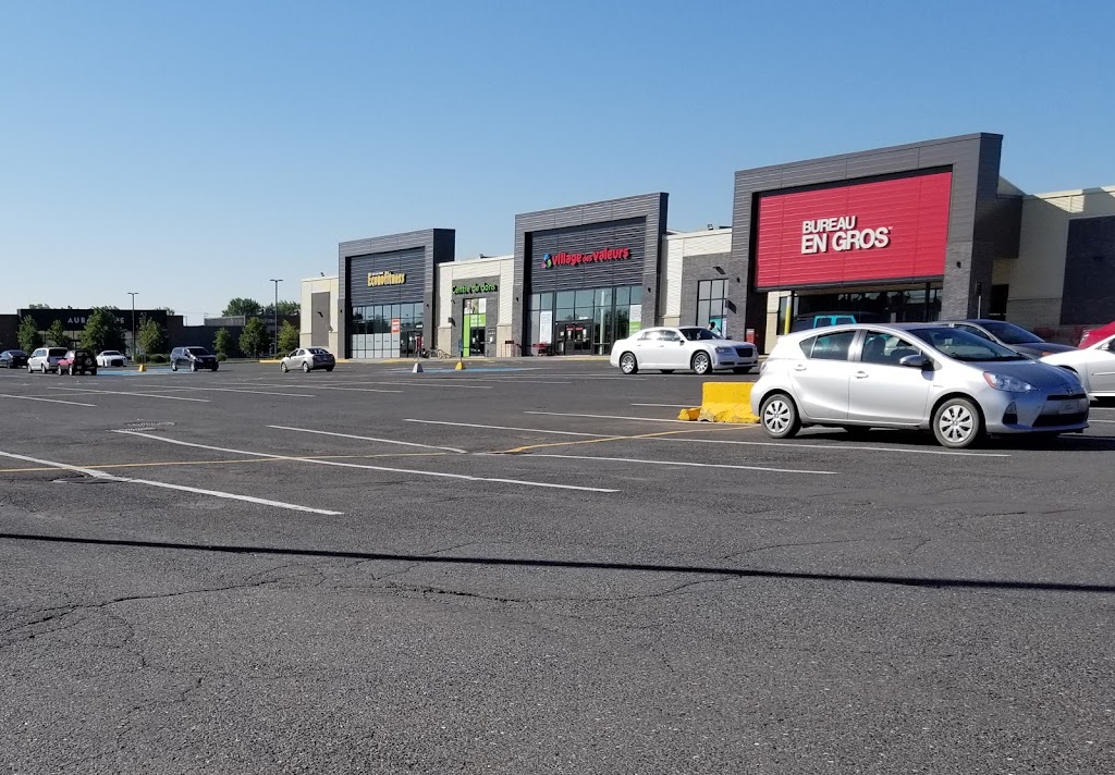 ChargePoint Charging Station | 1500 Bd René-Lévesque, Drummondville, QC J2C 5W4, Canada | Phone: (888) 758-4389