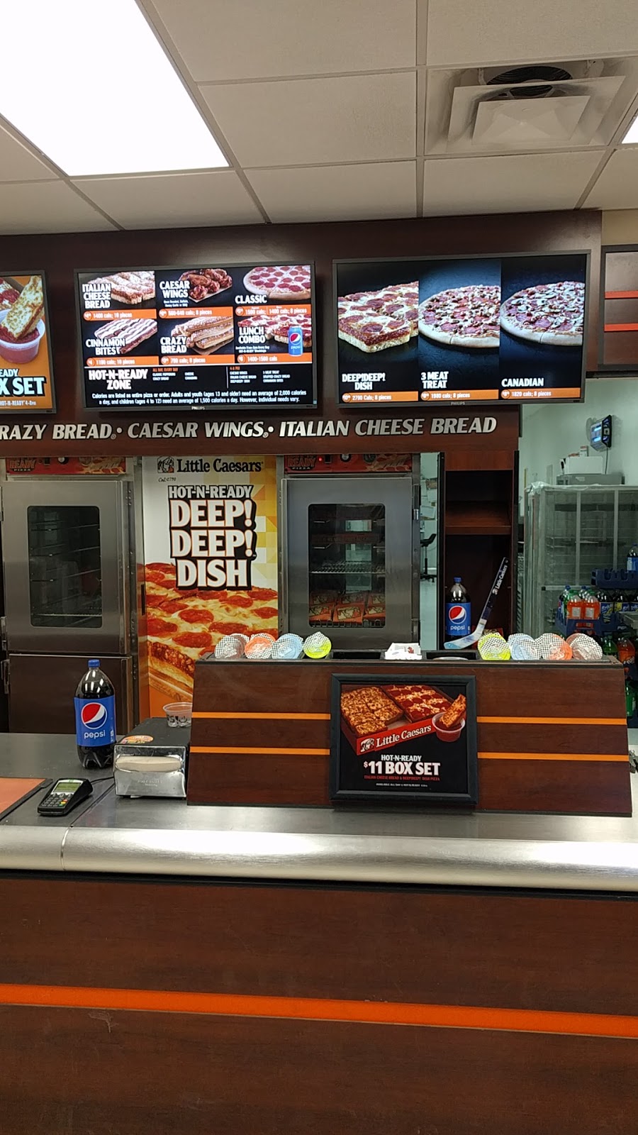 Little caesars pizza | 644 Bloor St, Mississauga, ON L5A 3V9, Canada | Phone: (905) 270-7179