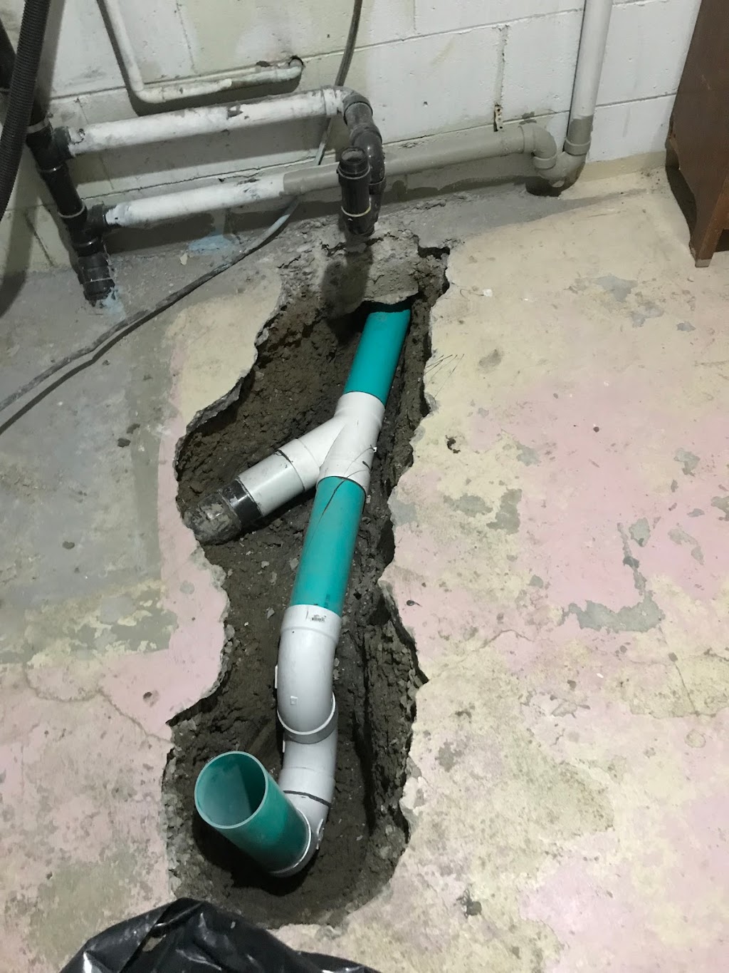 Local Drain Experts - Drain Cleaning and Clogged Drain Service | 8 Fulford Pl, Etobicoke, ON M9R 2W1, Canada | Phone: (647) 794-3321