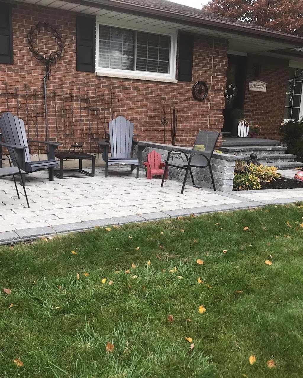 E-scape Landscape Inc | 1677 Tenley Dr, Kingston, ON K7P 0S4, Canada | Phone: (905) 353-4485