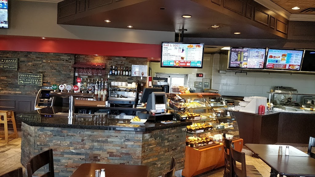 Airport Gate Cafe & Grill | 924 Dixon Rd, Etobicoke, ON M9W 1J9, Canada | Phone: (647) 748-2233