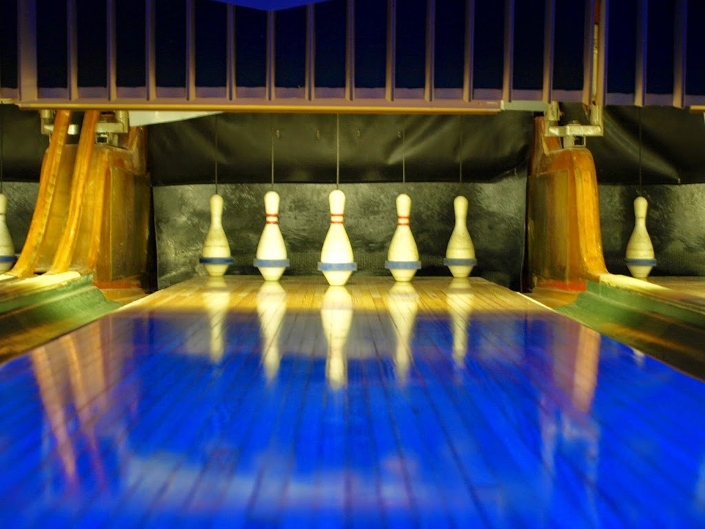 Orillia Bowl | 285 Memorial Ave, Orillia, ON L3V 5X9, Canada | Phone: (705) 259-7500