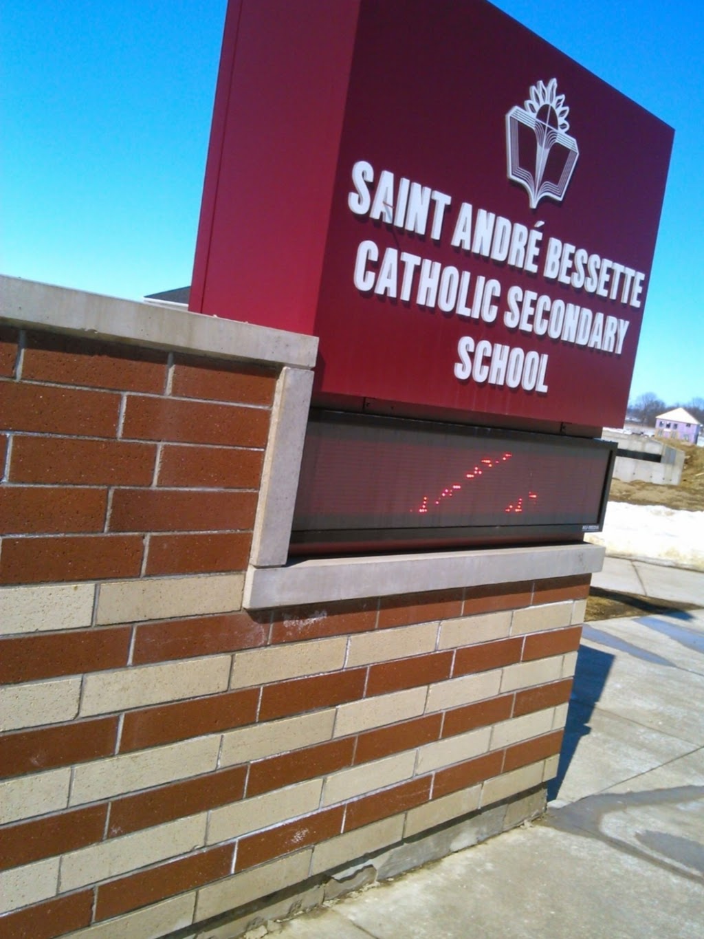 Saint André Bessette Catholic Secondary School | 2727 Tokala Trail, London, ON N6G 0L8, Canada | Phone: (519) 675-4717