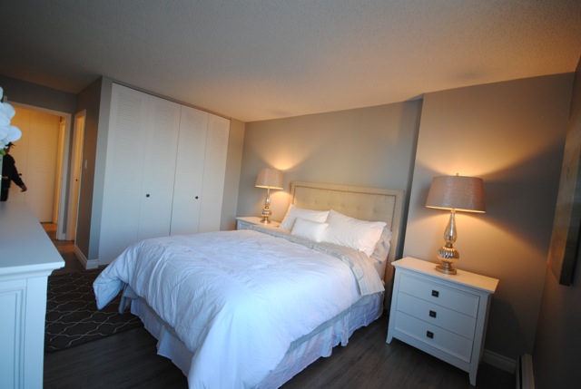 Edmonton Furnished Suites | 11024 106 Ave NW, Edmonton, AB T5H 0R3, Canada | Phone: (780) 468-6942