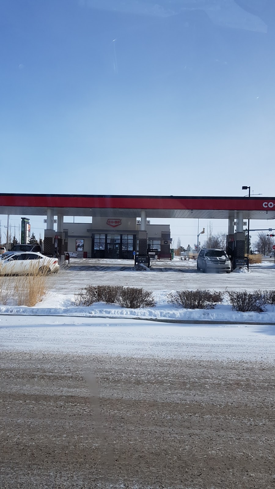 Co-op Gas Bar | 8005 Emerald Dr # 600, Sherwood Park, AB T8H 0P1, Canada | Phone: (780) 464-1840