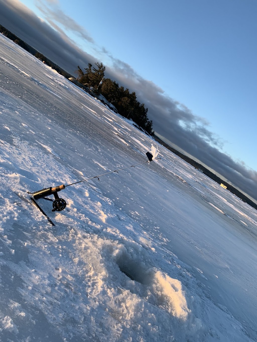 Chilly Willys Ice Fishing Adventures | 22 Sandy Bay Rd, Callander, ON P0H 1H0, Canada | Phone: (705) 477-3076