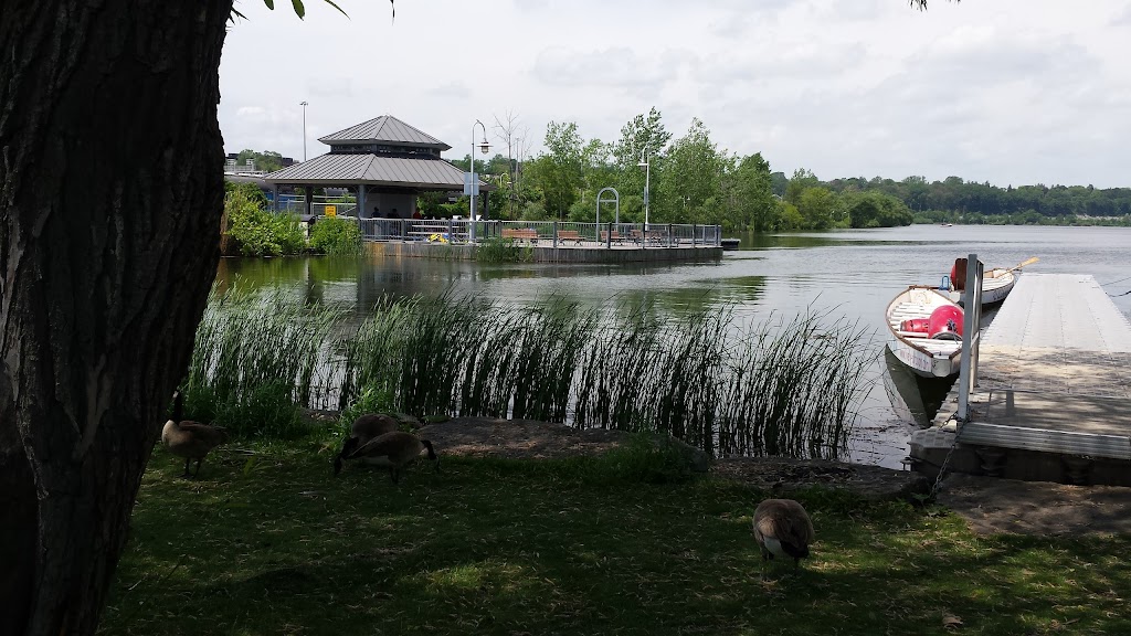 Boat launch ramp-Bayfront Park | 1C8,, Harbour Front Dr, Hamilton, ON L8L 1C8, Canada | Phone: (905) 546-2489