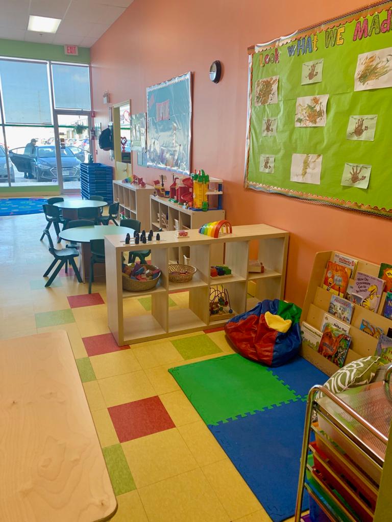 Tiny Hoppers - Orleans Daycares | 5160 Innes Rd, Orléans, ON K4A 0G4, Canada | Phone: (613) 841-1818