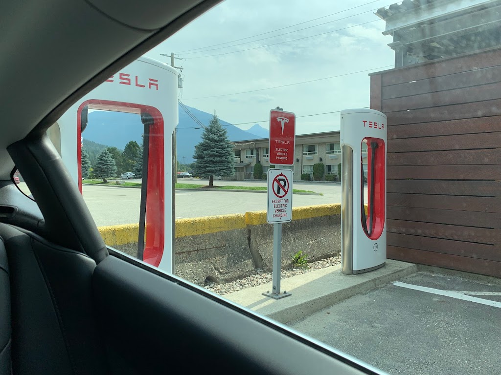 Tesla Supercharger | 1925 Laforme Blvd, Revelstoke, BC V0E 2S0, Canada | Phone: (877) 798-3752