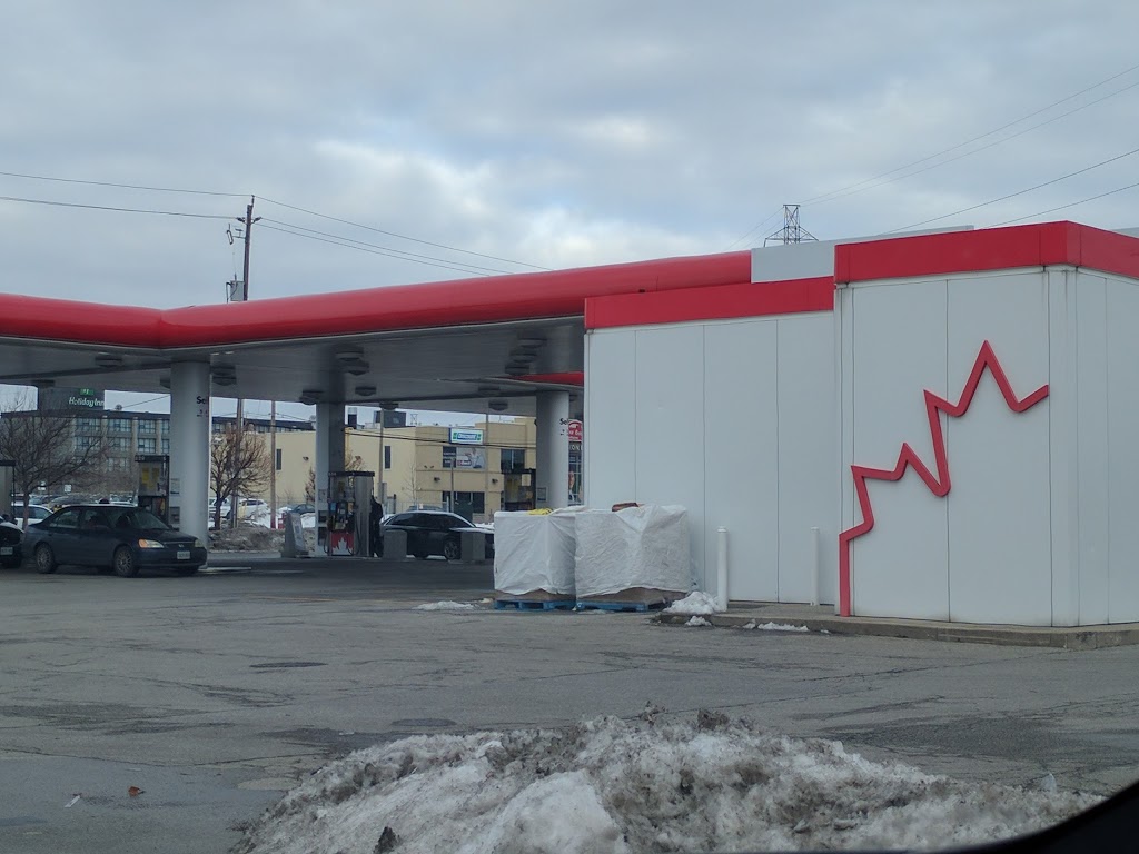 Petro-Canada | 585 Dixon Rd, Etobicoke, ON M9W 1H7, Canada | Phone: (416) 241-7385