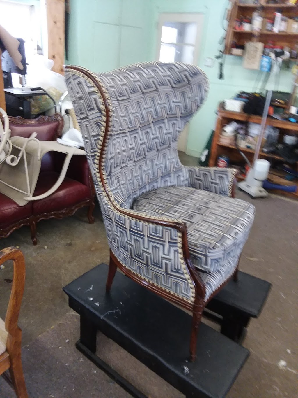 Dons Upholstery Shop | 2612 Range Rd, Port Huron, MI 48060, USA | Phone: (810) 982-9879