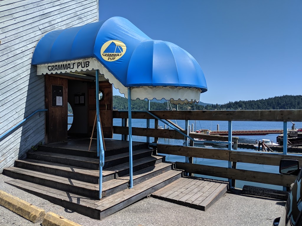 Grammas Marine Pub | 412 Marine Dr, Gibsons, BC V0N 1V1, Canada | Phone: (604) 886-8215