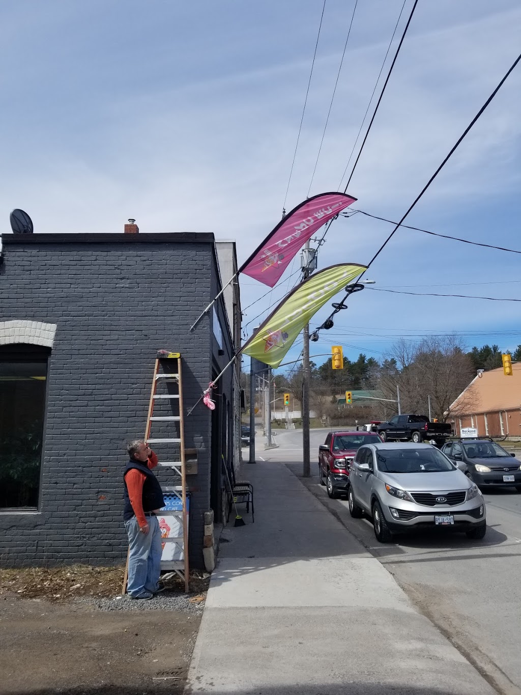 Connor s Cones & Cafe | 2372 County Rd 45, Norwood, ON K0L 2V0, Canada | Phone: (705) 559-1560