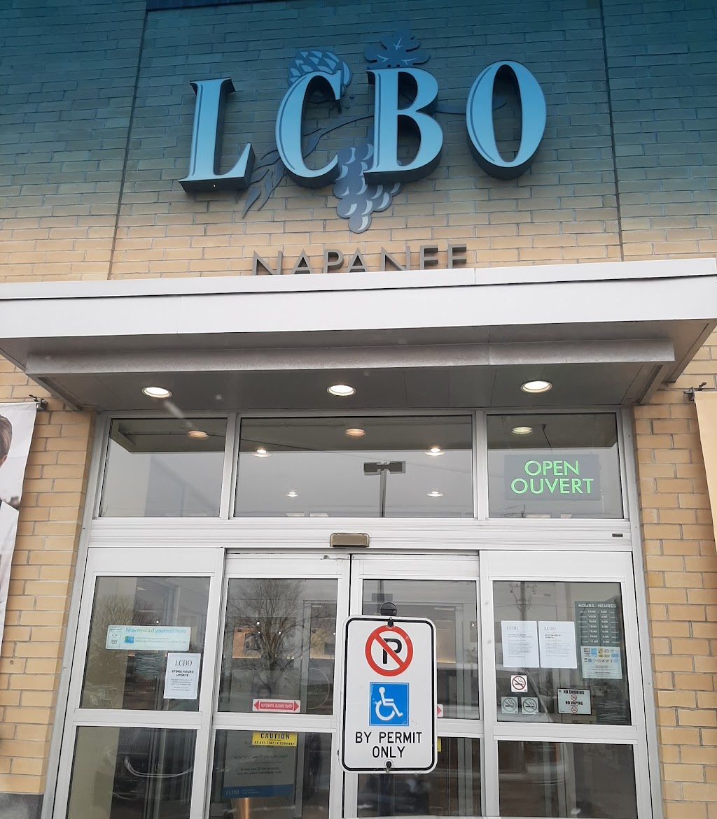 LCBO | 10 Alkenbrack St Unit 1, Napanee, ON K7R 0A6, Canada | Phone: (613) 354-5746