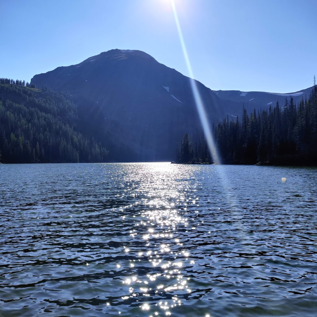 Cathedral Lakes Lodge Ltd | Cathedral Provincial Park and Protected Area, Okanagan-Similkameen G, BC V0X 1N0, Canada | Phone: (250) 226-7560