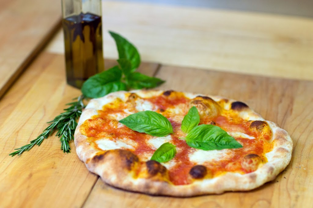 Pane Vino Trattoria | 56 Kent St W, Lindsay, ON K9V 2Y4, Canada | Phone: (705) 878-4663