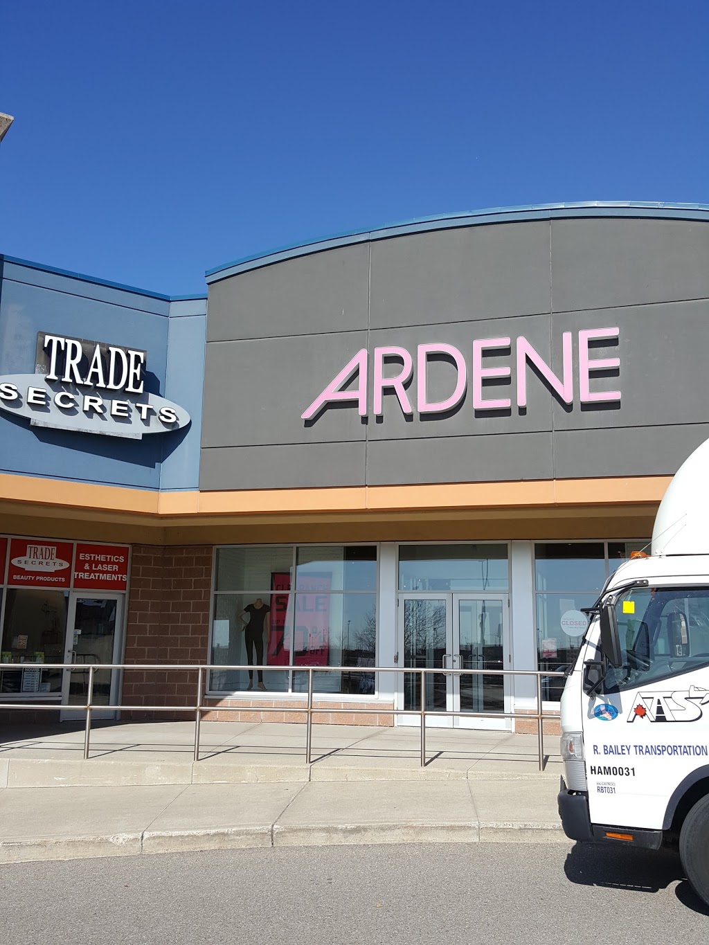 Ardene | 3527 Wyecroft Rd, Oakville, ON L6L 0B6, Canada | Phone: (905) 901-4952