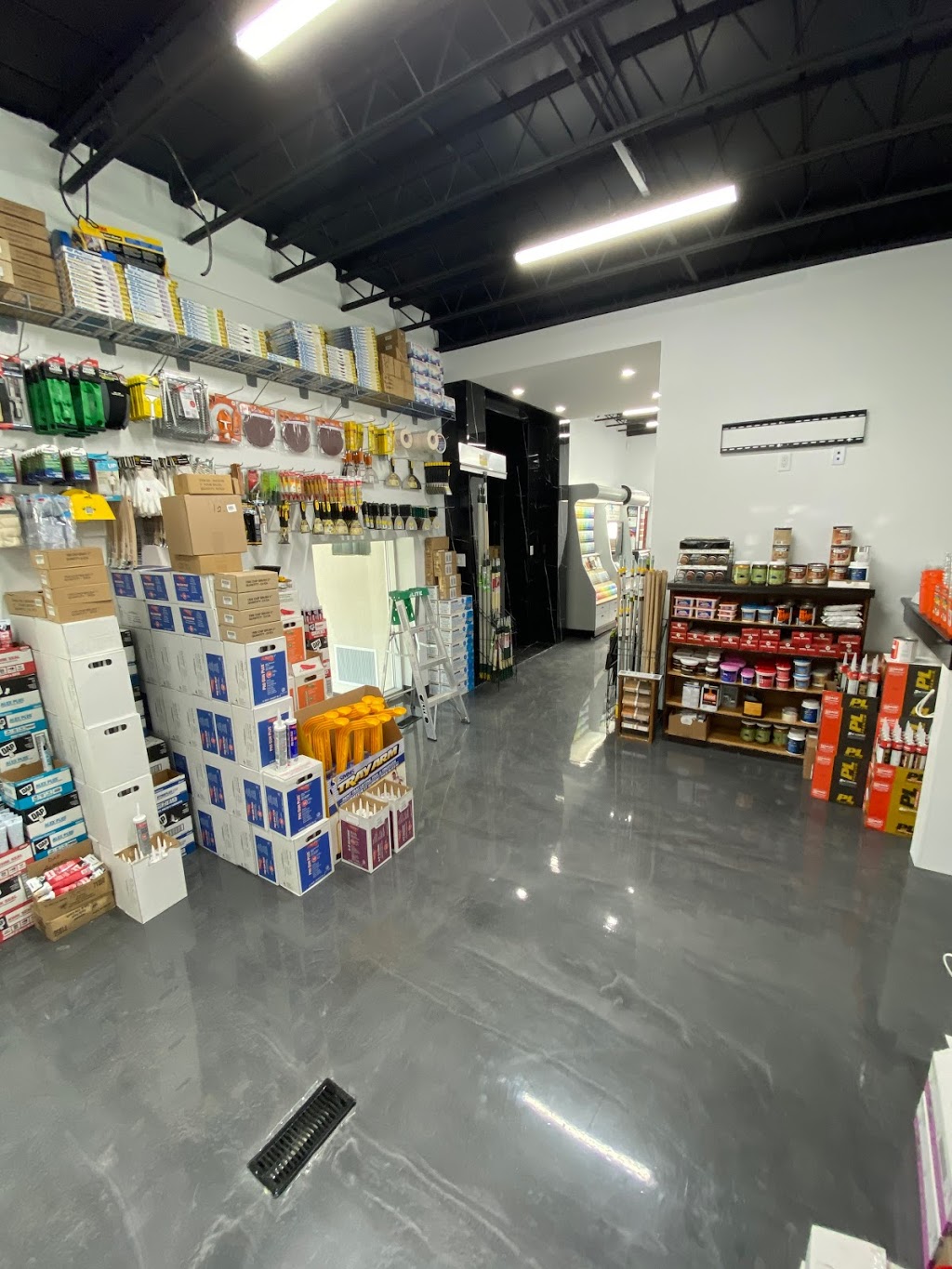 Millwick Paint & Wallpaper | 2958 Islington Ave, North York, ON M9L 2K6, Canada | Phone: (416) 745-2991