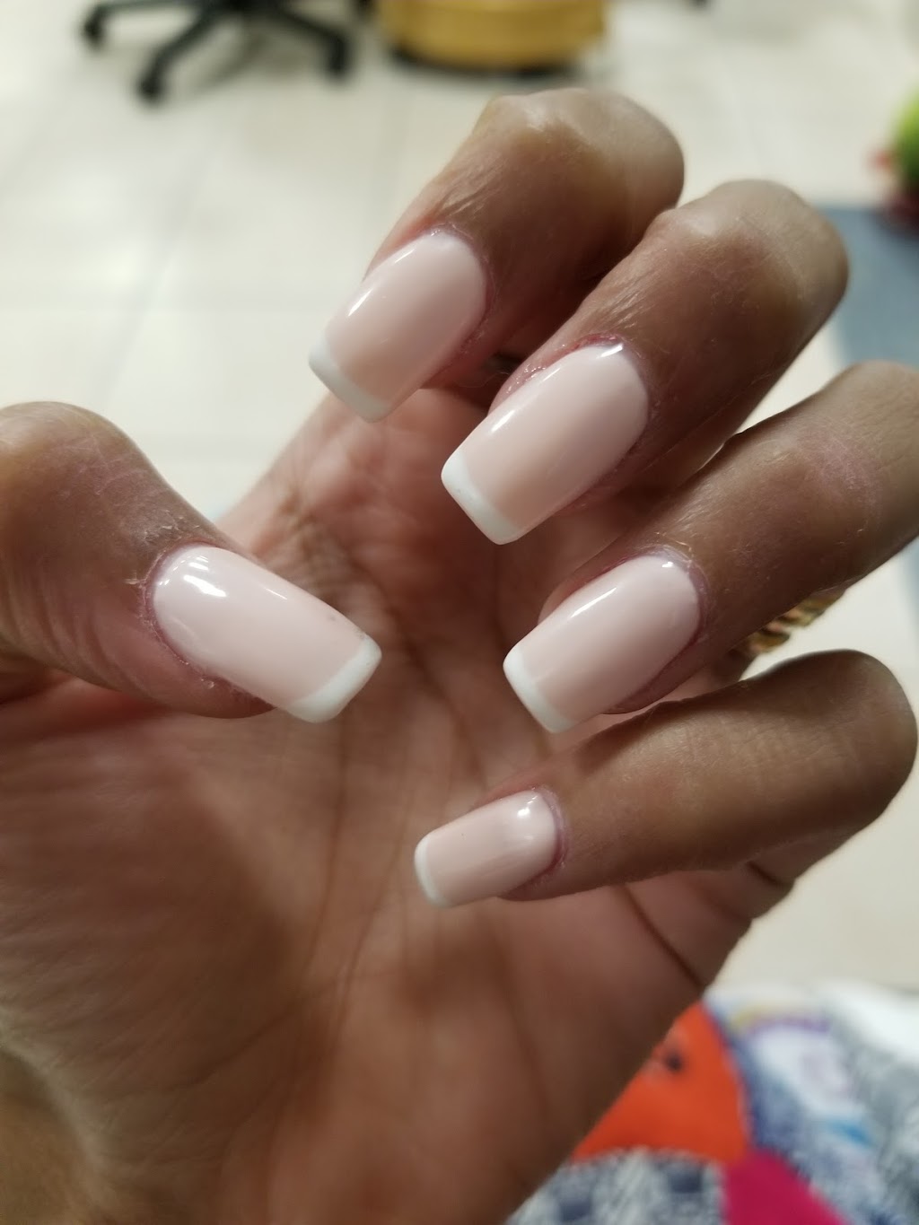 Anas Nails | 777 Dundas St W, Mississauga, ON L5C 4P6, Canada | Phone: (905) 270-0377